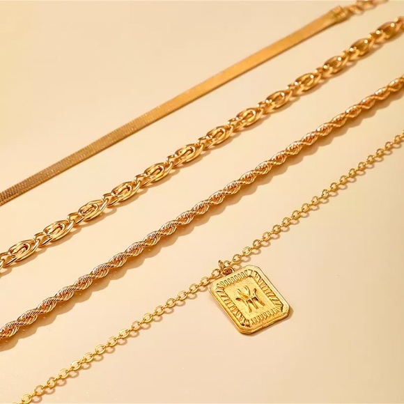 ⚫️𝟮=𝟱𝟬%𝗢𝗙𝗙⚫️ ⚜️[𝟯/$𝟮𝟴]⚜️4 Layered Gold Herringbone Twisted Anklet NEW - Picture 6 of 7